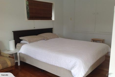 Photo of property in 24 Opou Road, Titirangi, Auckland, 0604