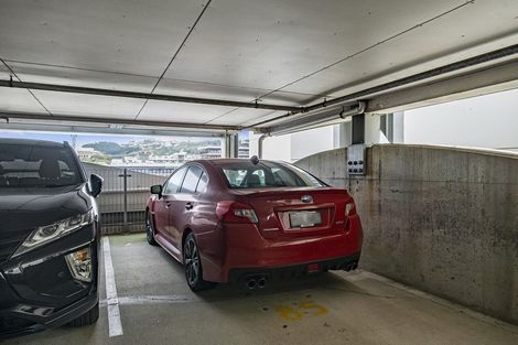 Photo of property in Hb Apartments, 4/3 Holland Street, Te Aro, Wellington, 6011