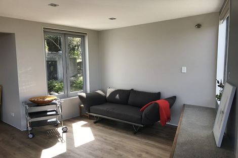 Photo of property in 74 Frobisher Street, Island Bay, Wellington, 6023