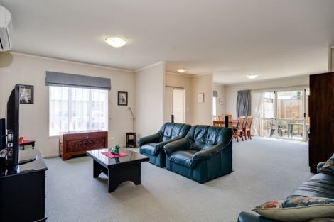 Photo of property in Diamond Sands, 4/644 Grenada Street, Papamoa Beach, Papamoa, 3118