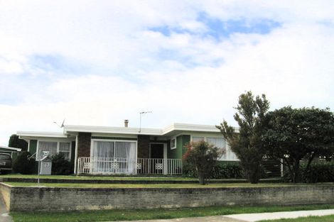 Photo of property in 13 Shortland Street, Tamatea, Napier, 4112