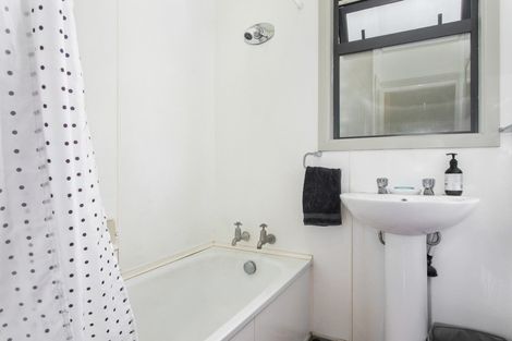 Photo of property in 36 Tawa Street, Edgecumbe, 3120