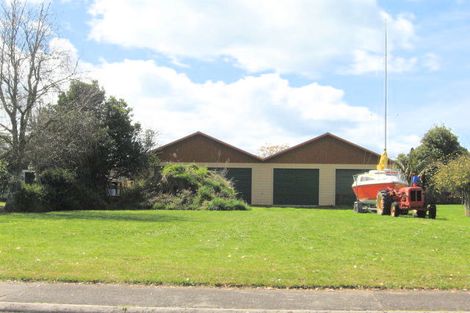 Photo of property in 95 Robinson Road, Whitianga, 3510