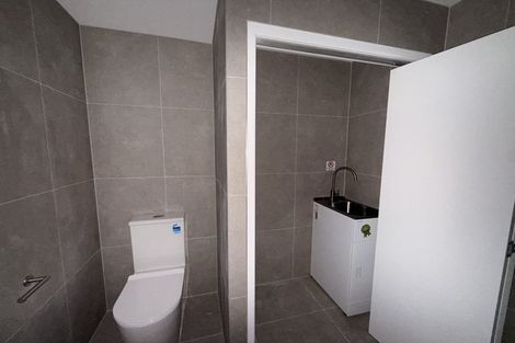 Photo of property in 2/1 Scott Road, Hobsonville, Auckland, 0616