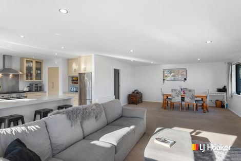 Photo of property in 1 White Hart Lane, Mosgiel, 9024