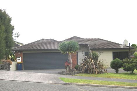 Photo of property in 22 Chedworth Drive, Glenfield, Auckland, 0629