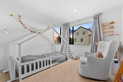 Photo of property in 3 Frances Bryers Road, Hobsonville, Auckland, 0616