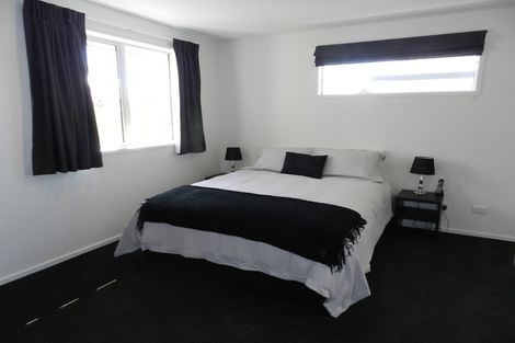 Photo of property in 92 Palmers Road, New Brighton, Christchurch, 8083