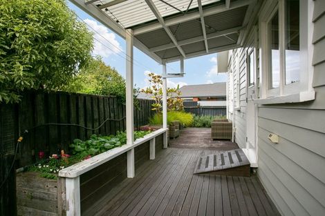 Photo of property in 122 Victoria Street, Cambridge, 3434