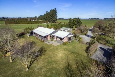 Photo of property in 2084 North Eyre Road, West Eyreton, Rangiora, 7475