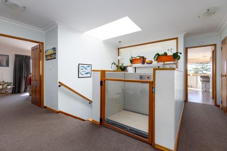 Photo of property in 18 Avonbank Place, Marybank, Nelson, 7010