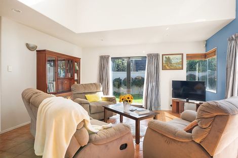 Photo of property in 13 Holden Avenue, Holdens Bay, Rotorua, 3010