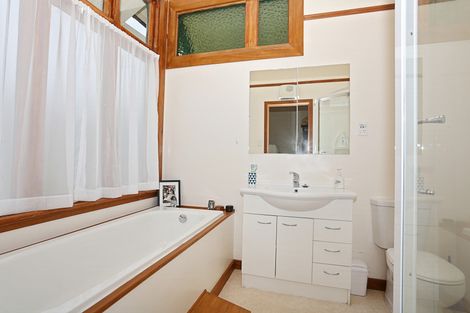 Photo of property in 9 Alice Street, Gladstone, Invercargill, 9810