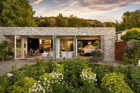 Photo of property in 710 Lake Hayes-arrow Junction Highway, Lake Hayes, Queenstown, 9371