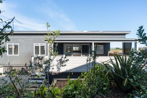 Photo of property in 180a Pukehina Parade, Pukehina, Te Puke, 3189