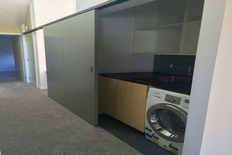 Photo of property in 76 Brougham Street, Mount Victoria, Wellington, 6011