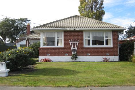 Photo of property in 16 Greenhurst Street, Sockburn, Christchurch, 8042