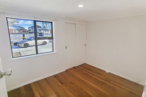 Photo of property in 36 Woodford Avenue, Henderson, Auckland, 0610