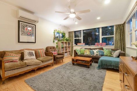 Photo of property in 19 Brennan Avenue, Te Atatu Peninsula, Auckland, 0610