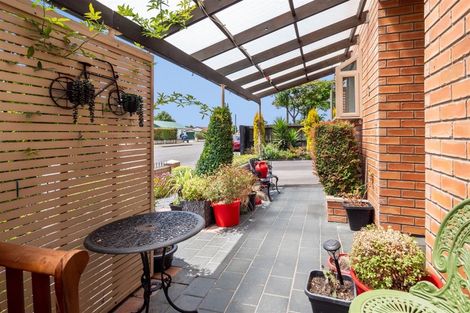 Photo of property in 3/39 Moffett Street, Islington, Christchurch, 8042