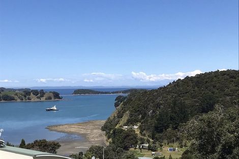 Photo of property in 4 Opahi Bay Road, Mahurangi West, Warkworth, 0983