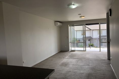 Photo of property in 56 Haven Drive, East Tamaki, Auckland, 2013
