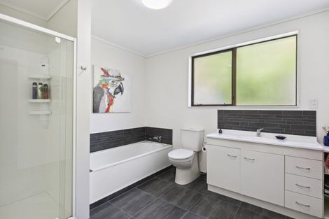 Photo of property in 34 Peterhouse Street, Tawa, Wellington, 5028