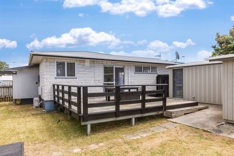 Photo of property in 41 Cleat Street, Whitby, Porirua, 5024