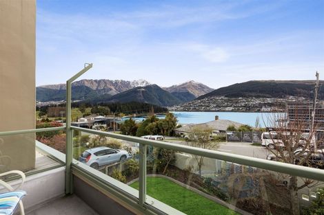 Photo of property in 690 Peninsula Road, Kelvin Heights, Queenstown, 9300