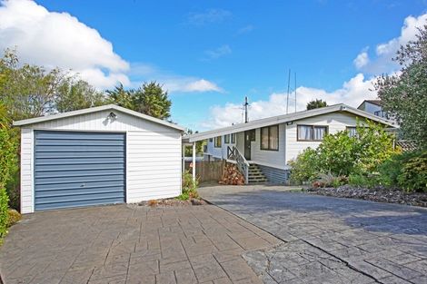 Photo of property in 3 Cantua Close, Totara Heights, Auckland, 2105