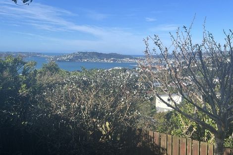 Photo of property in 1 Rajputana Way, Khandallah, Wellington, 6035