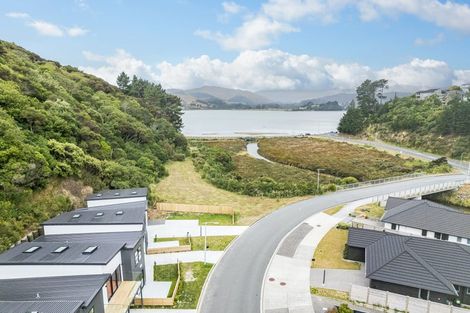 Photo of property in 4 Tradewinds Drive, Whitby, Porirua, 5024