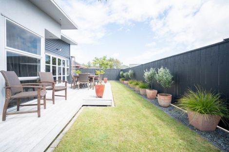 Photo of property in 81 Pacific Drive, Fitzherbert, Palmerston North, 4410