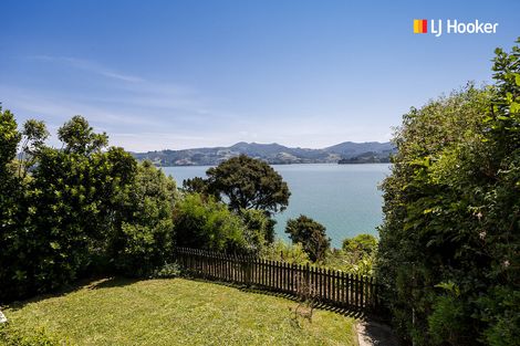 Photo of property in 35 Oxley Crescent, Broad Bay, Dunedin, 9014