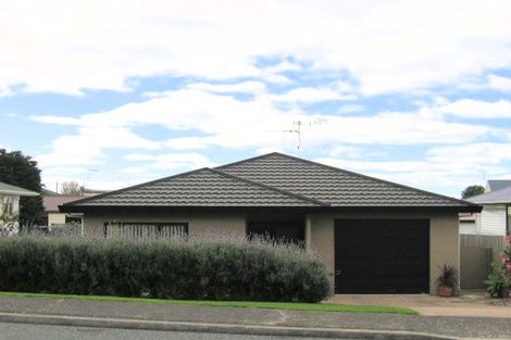 Photo of property in 35 Anne Road, Bellevue, Tauranga, 3110