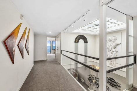 Photo of property in 2/15 Craig Road, Milford, Auckland, 0620