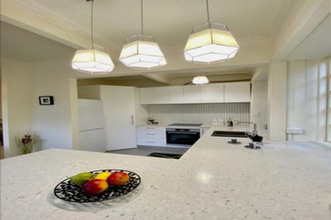 Photo of property in 145 Kelburn Parade, Kelburn, Wellington, 6012