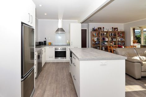 Photo of property in 16 Lindsay Crescent, Nawton, Hamilton, 3200