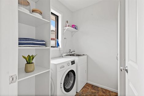 Photo of property in 2 Brockham Street, Casebrook, Christchurch, 8051