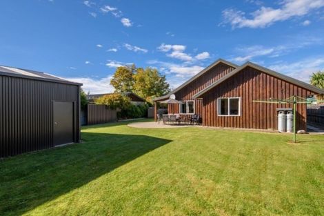 Photo of property in 16 Frye Crescent, Albert Town, Wanaka, 9305