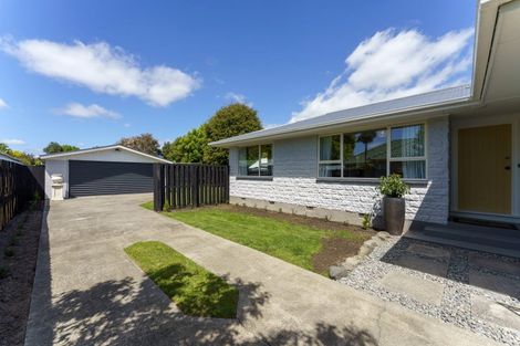 Photo of property in 60 Wingate Street, Redwood, Christchurch, 8051