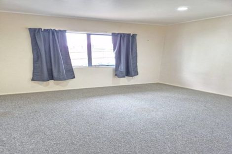 Photo of property in 6a Blacklock Avenue, Henderson, Auckland, 0612