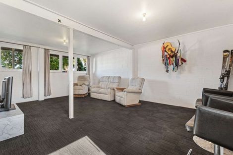 Photo of property in 33 Bell Road, Western Heights, Rotorua, 3015