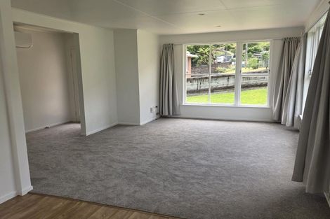 Photo of property in 56 Thomas Crescent, Western Heights, Rotorua, 3015