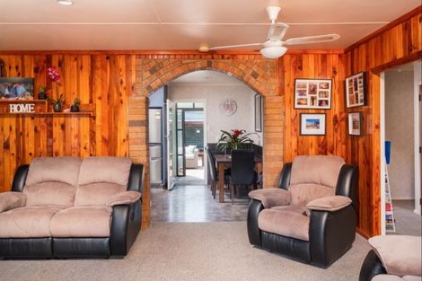Photo of property in 57 Lyell Road, Outer Kaiti, Gisborne, 4010