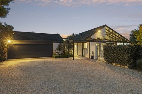 Photo of property in 7 Chaston Close, Westmorland, Christchurch, 8025