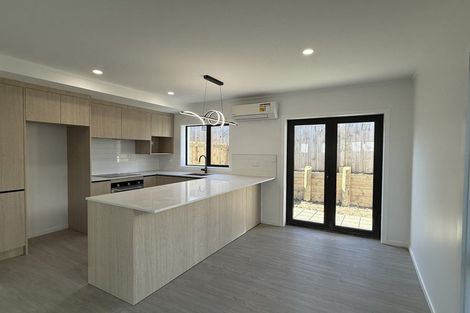 Photo of property in 19 Yeoman Place, Howick, Auckland, 2014