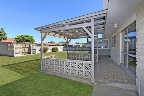 Photo of property in 11 Crichton Place, Taradale, Napier, 4112