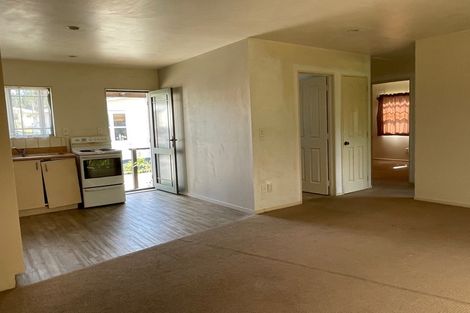 Photo of property in 346 Henderson Valley Road, Henderson Valley, Auckland, 0612