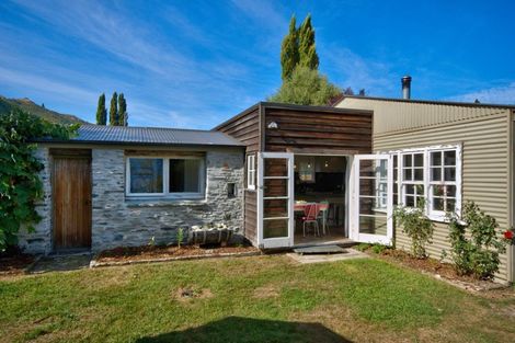 Photo of property in 5 Criterion Street, Arrowtown, 9302